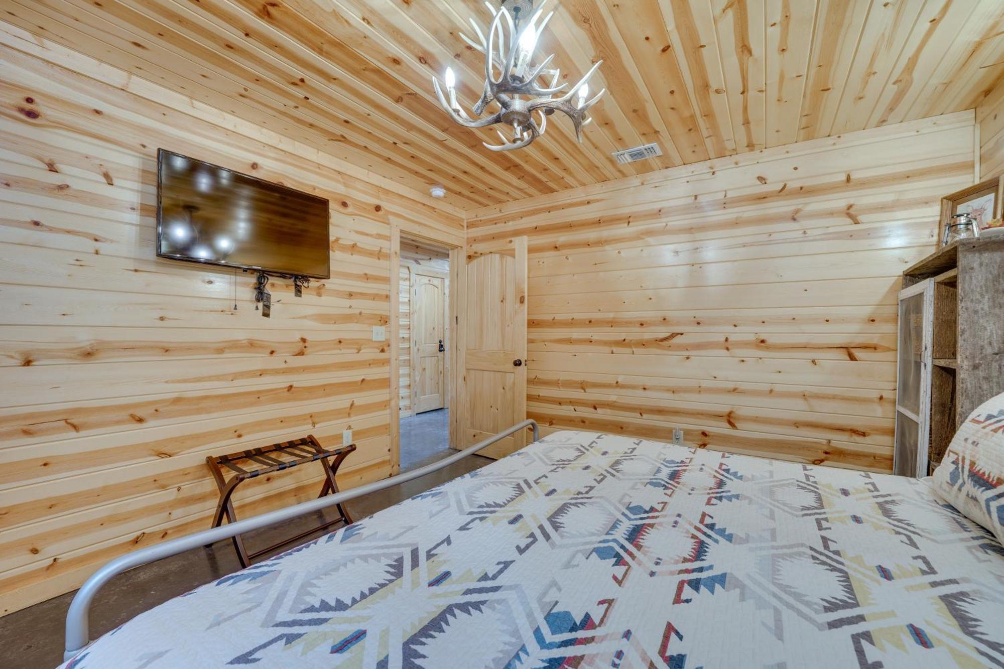 Penny Lane Lodge Broken Bow Cabin Less Than 6 Mi To Lake Bagian luar foto