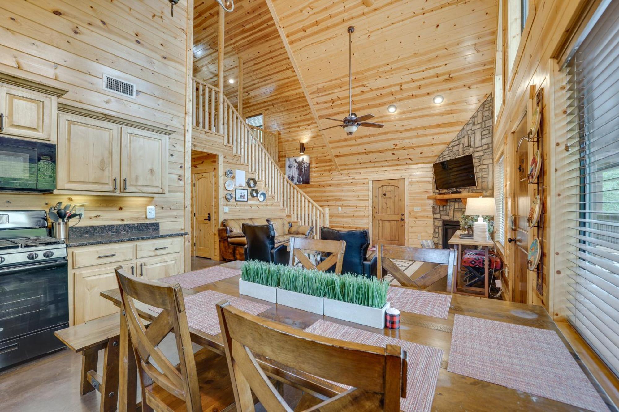 Penny Lane Lodge Broken Bow Cabin Less Than 6 Mi To Lake Bagian luar foto